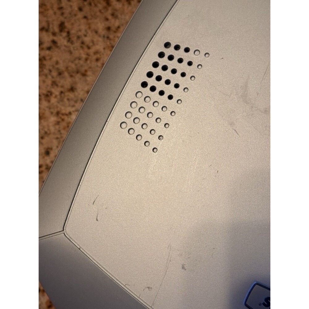 Infocus Screenplay 7205 projector , Turns On , No Remote And Untested. - Picture 7 of 16